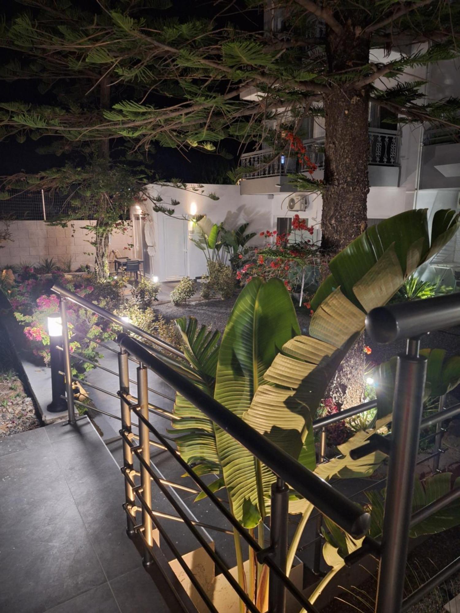 Pounedes Luxury Suites Pefki 客房 照片